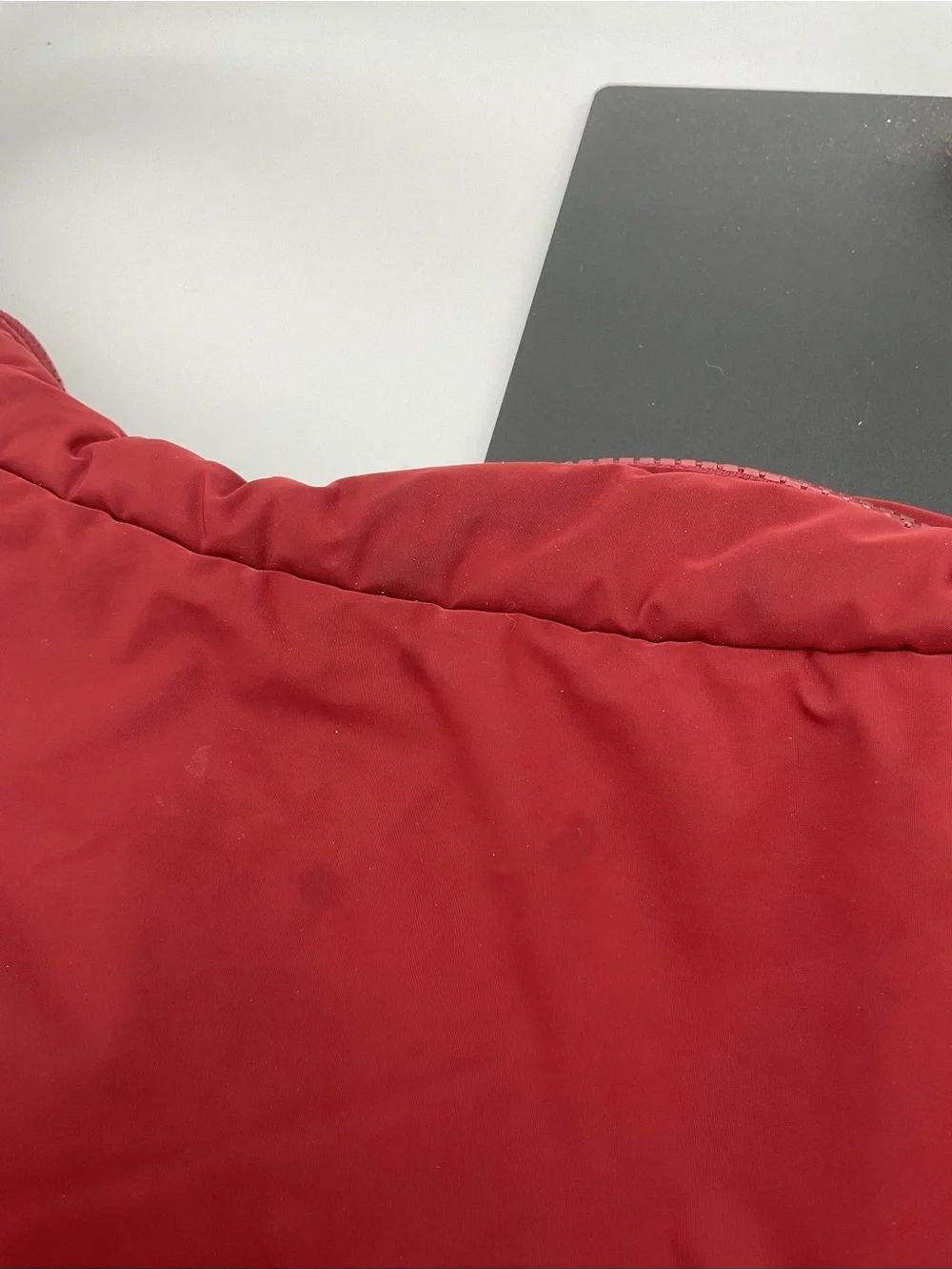 Athleta Deep Red Padded Nylon Gym/Shoulder Bag- Read - Picture 6 of 16